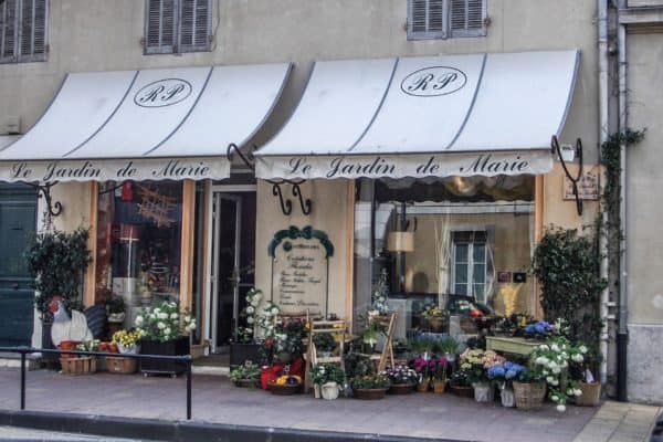 Цветочный магазин во Франции